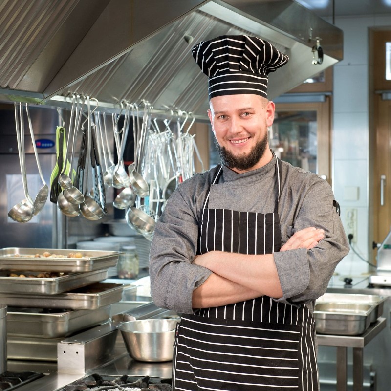 Head chef at the Zehnarkar