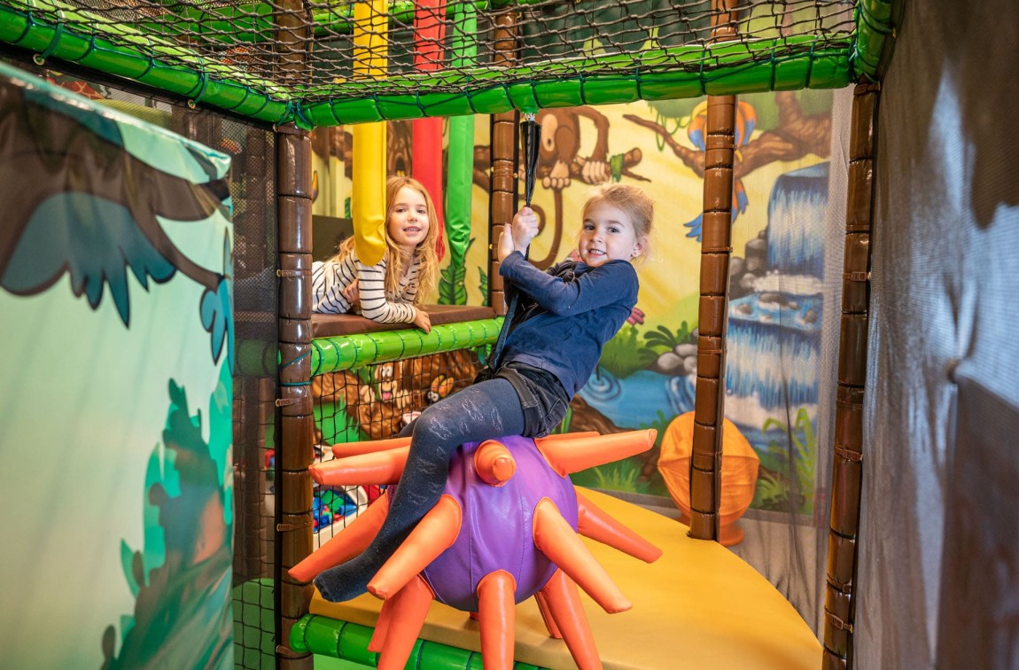 „Jungle–Kids“ Spielraum im Hotel Zehnerkar / Hotel Obertauern